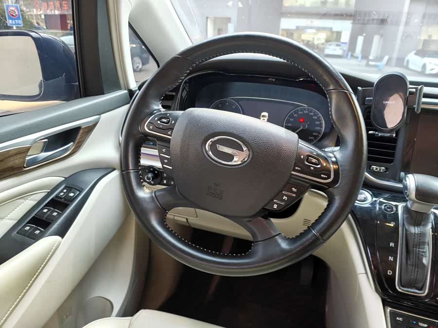 GAC Trumpchi M8 2018 car image #19