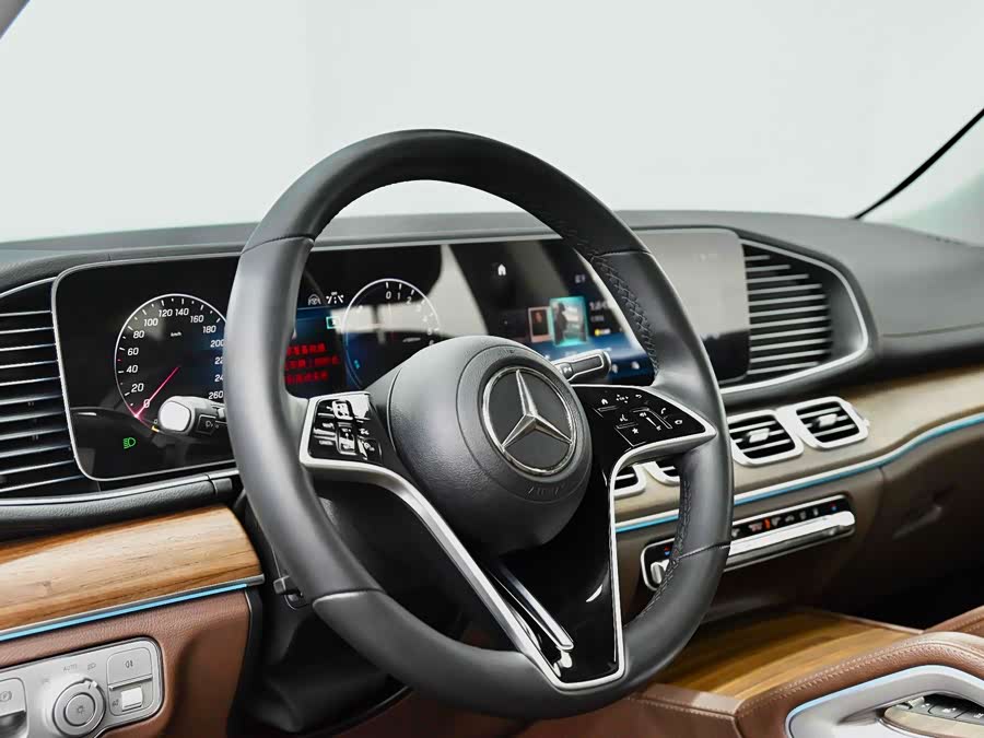 Mercedes-Benz GLE Class New Energy 2023 car image #19