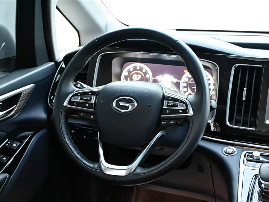 GAC Trumpchi M8 2022 #19 GAC Trumpchi M8 2022 car image #19