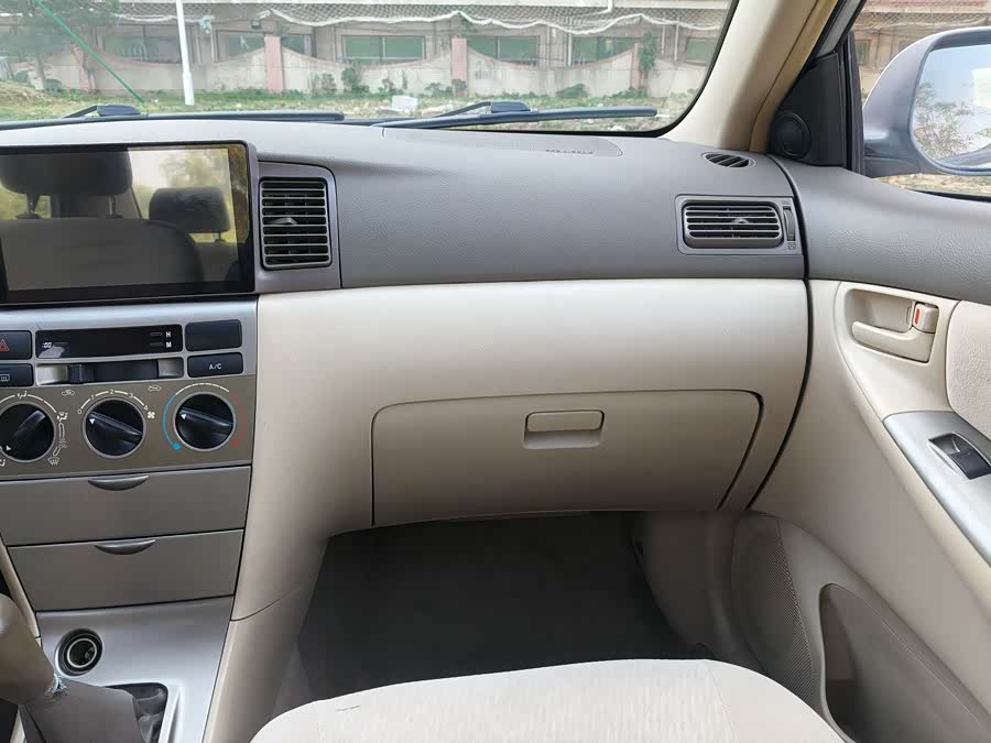 Toyota Corolla (Classic) 2012 image de voiture #19