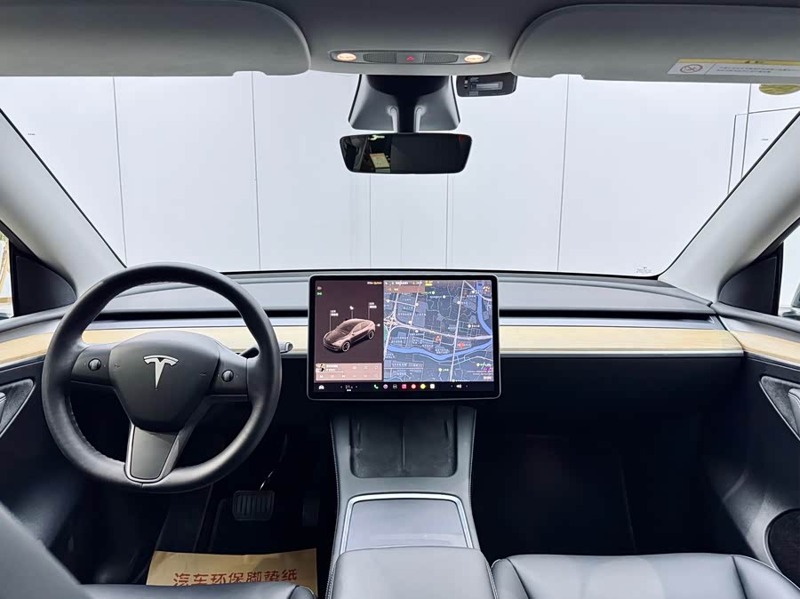 Tesla Model Y 2021 #19 Tesla Model Y 2021 car image #19
