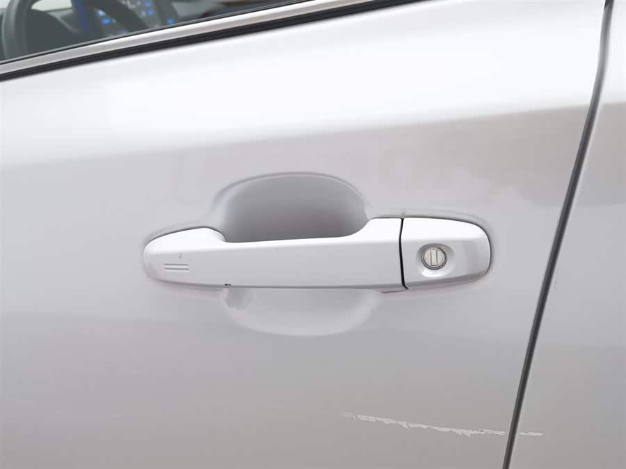 Toyota C-HR EV 2021 immagine di auto #19