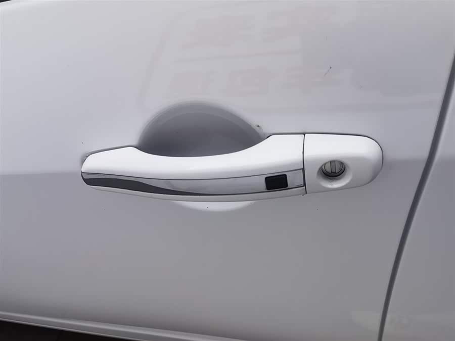 GEELY Vision 2021 car image #19