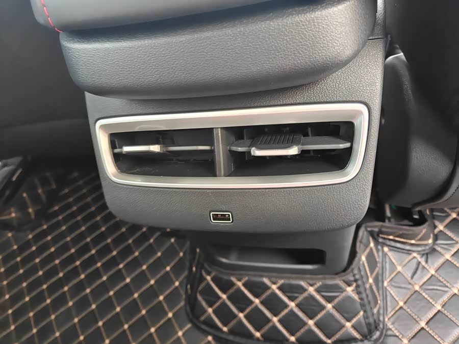 Jetour Dashing 2024 car image #19