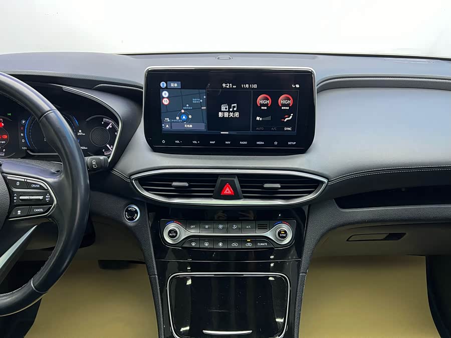 Hyundai Santa Fe 2020 #19 Hyundai Santa Fe 2020 car image #19