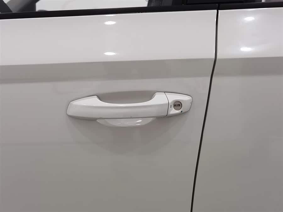 Skoda Fabia 2015 car image #19