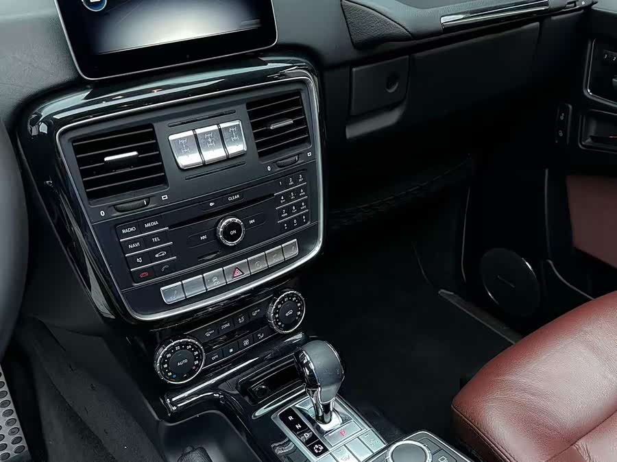 Mercedes-Benz G Class 2018 #19 Mercedes-Benz G Class 2018 immagine di auto #19