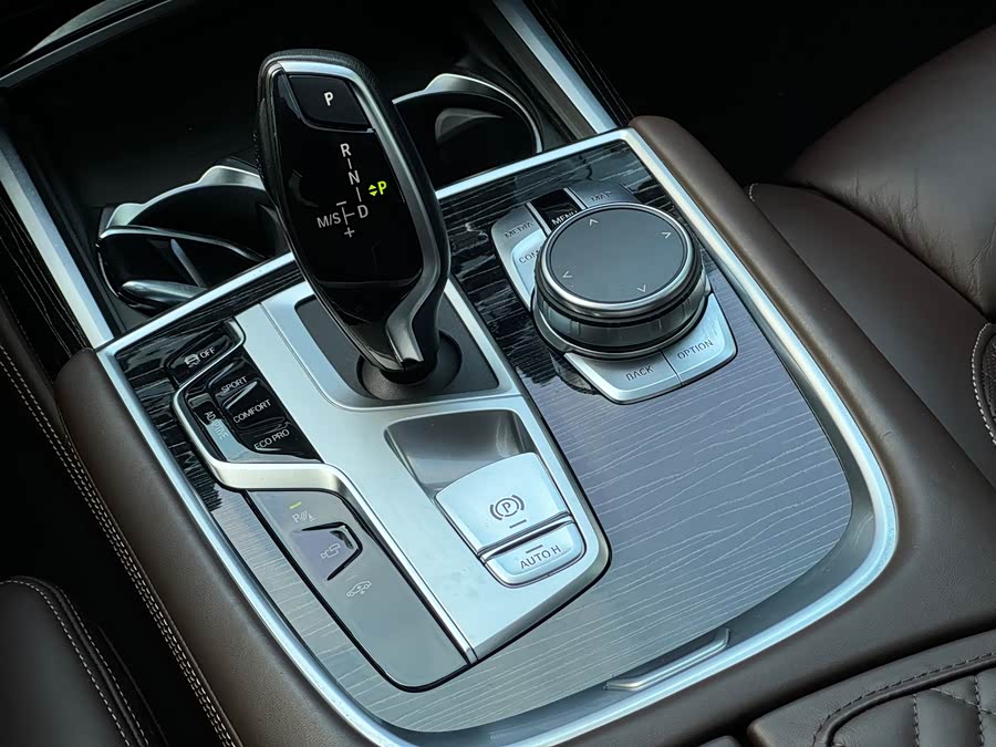 BMW 7 Series 2022 #19 BMW 7 Series 2022 car image #19
