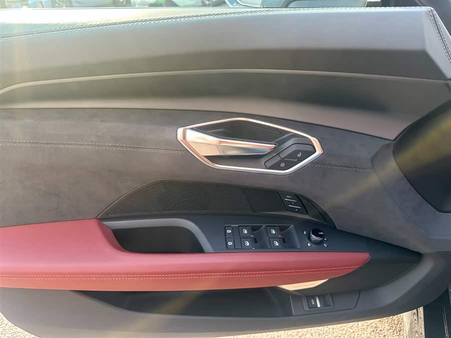 Audi e-tron GT 2024 صورة سيارة #19