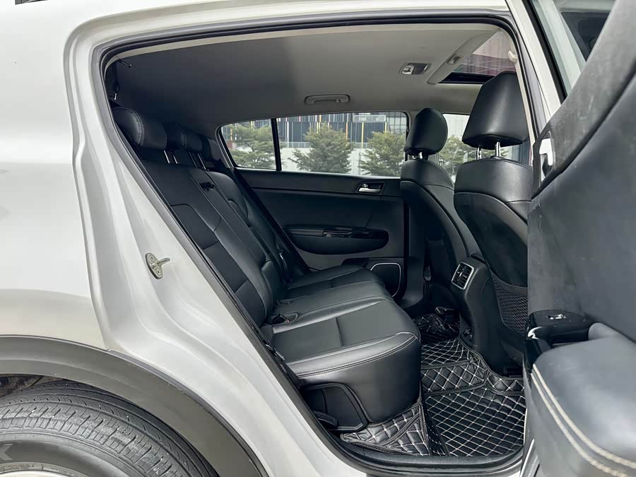 Kia KX5 2017 صورة سيارة #19