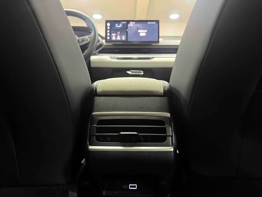 GEELY Emgrand L 2022 #19 GEELY Emgrand L 2022 car image #19