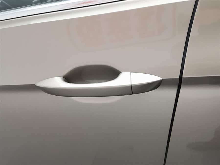 大众 高尔夫·嘉旅 2016 汽车图片 #19