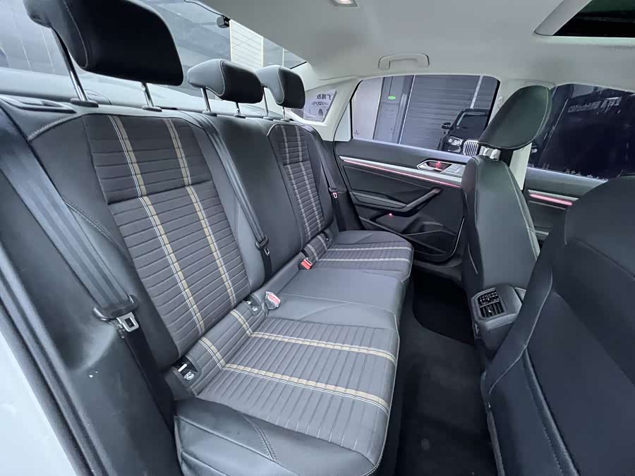 Volkswagen Lavida 2021 immagine di auto #19