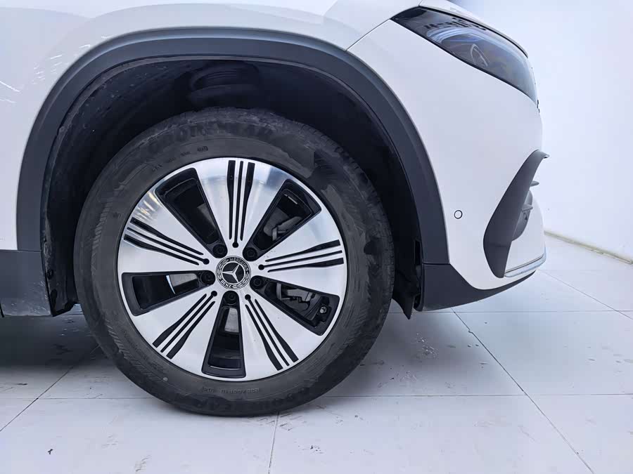 Mercedes-Benz EQA Class 2024 immagine di auto #19