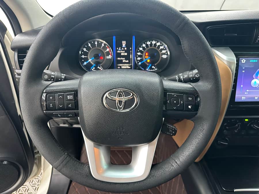 Toyota 2019 car image #19