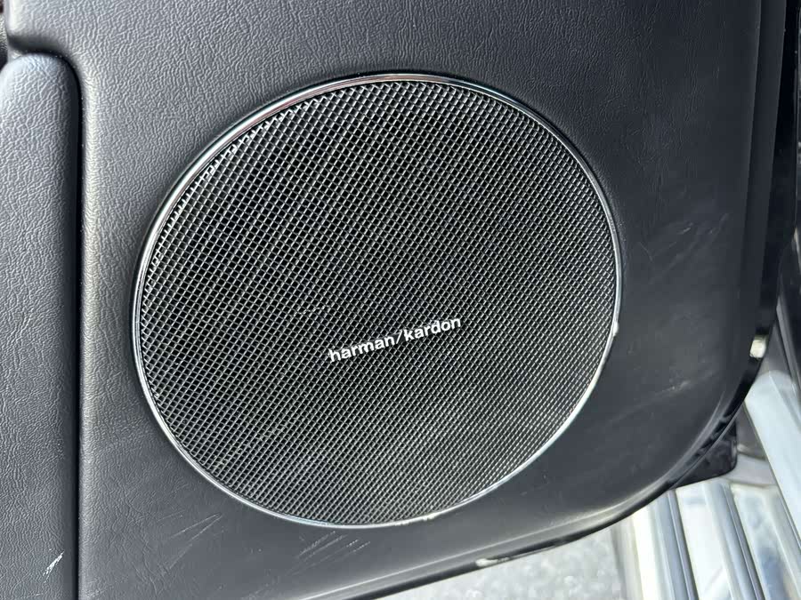 Mercedes-Benz G Class 2018 صورة سيارة #19