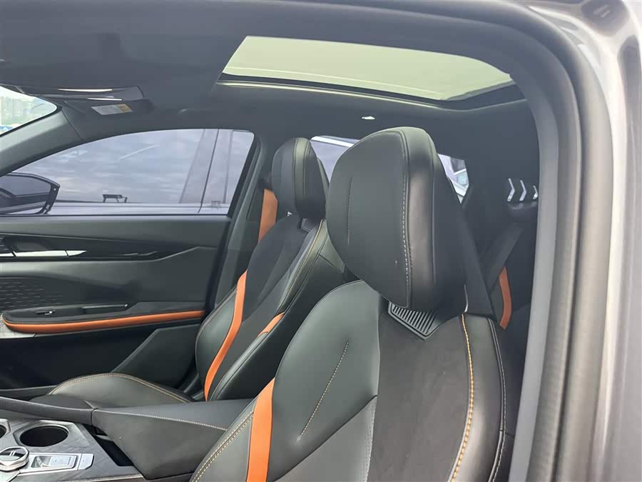 长安 长安UNI-V 2022 汽车图片 #19