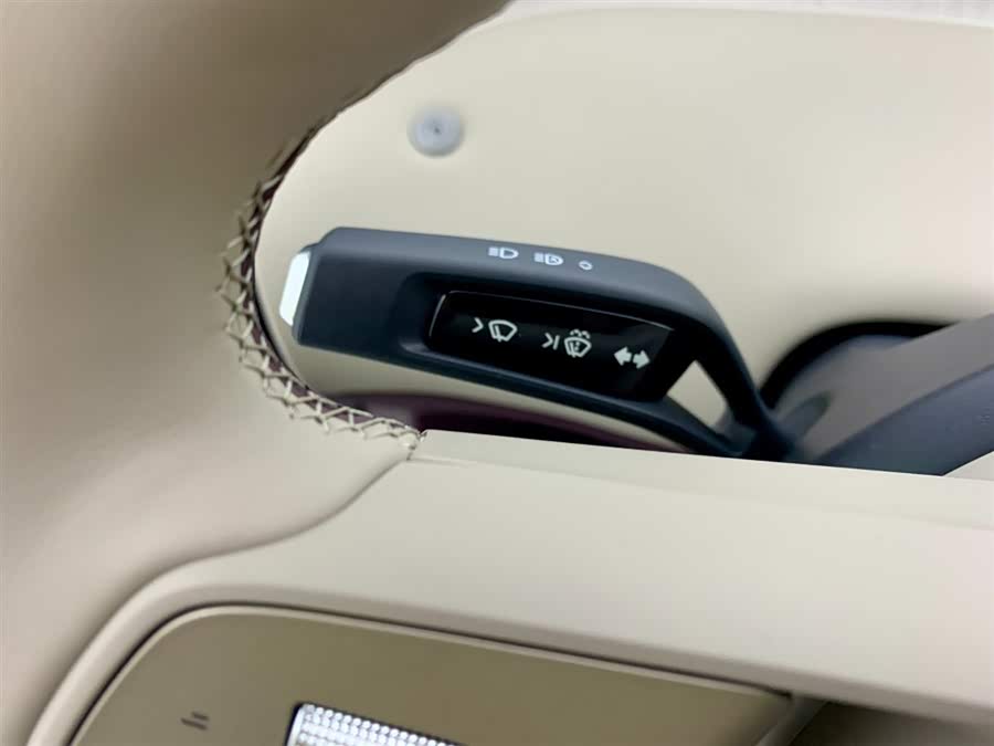 MI YU7 2025 car image #19