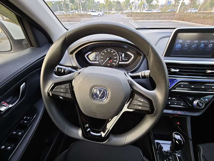 Changan Alsvin 2018 car image #19
