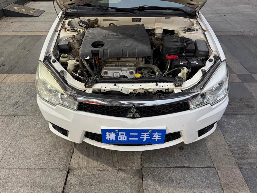 Soueast V3 Lingyue 2014 car image #19