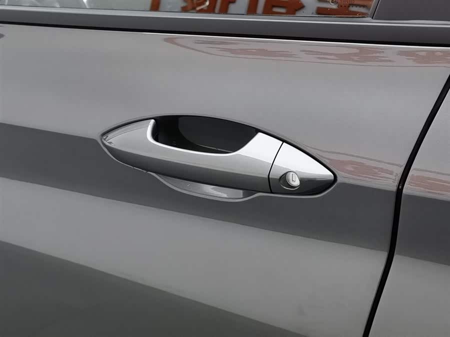 GEELY Coolray 2025 car image #19