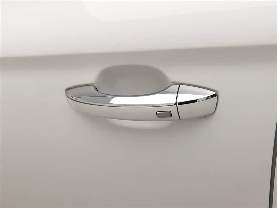 Roewe i5 2020 car image #19