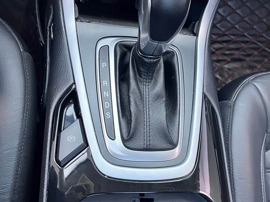 Ford Edge 2017 #19 Ford Edge 2017 car image #19