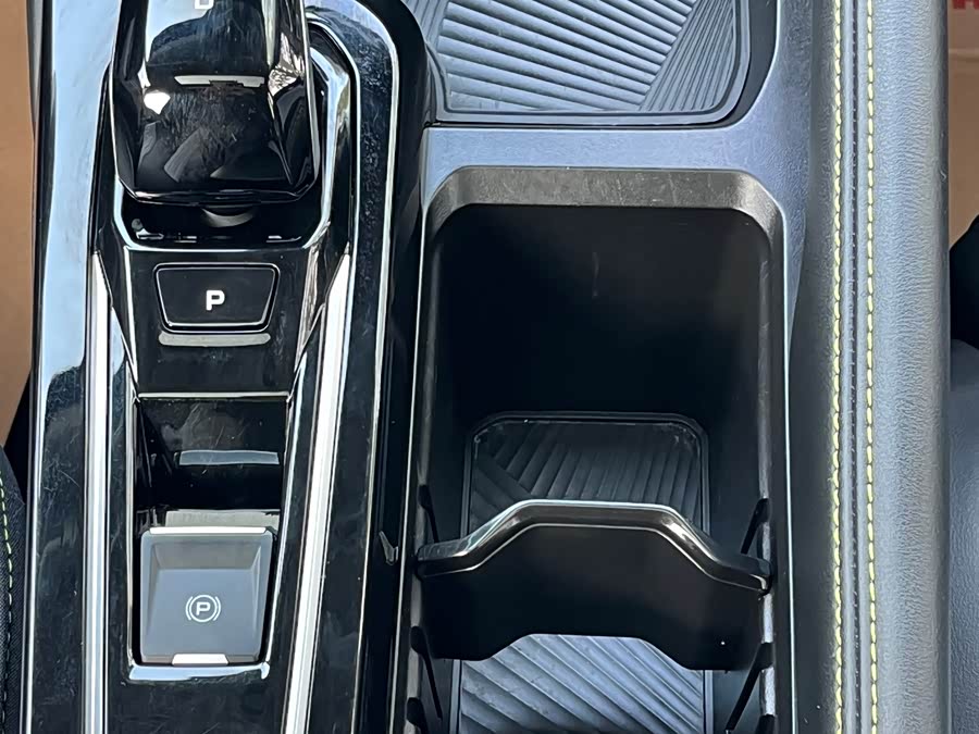 GEELY Coolray 2022 car image #19