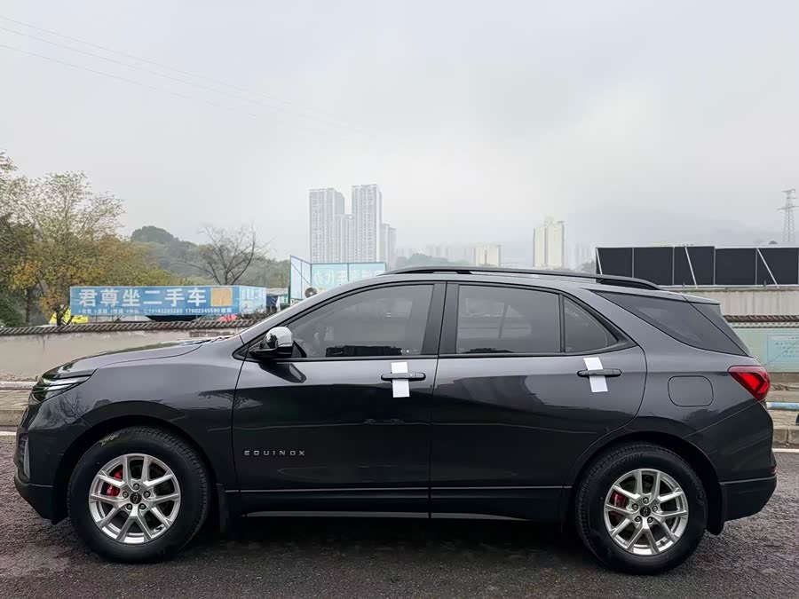 Chevrolet Equinox 2022 car image #19