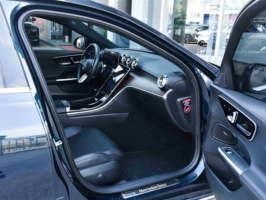 Mercedes-Benz C Class 2022 car image #19