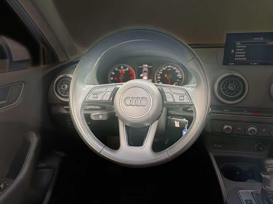 Audi A3 2020 car image #19