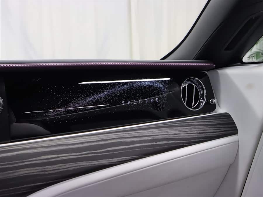 Rolls-Royce Spectre 2023 immagine di auto #19