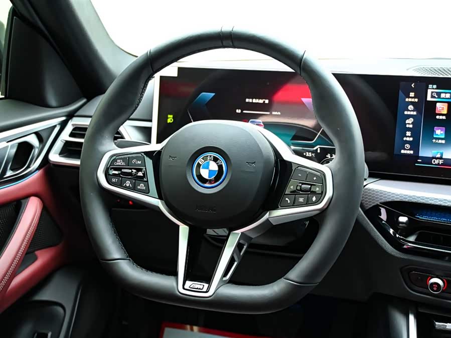 BMW i4 2025 car image #19