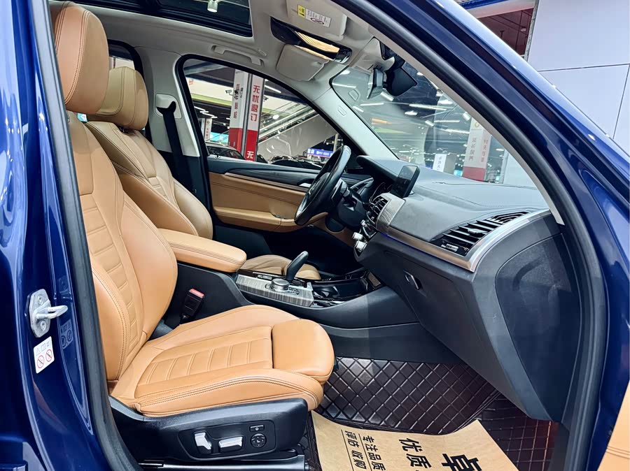 BMW X3 2018 car image #19