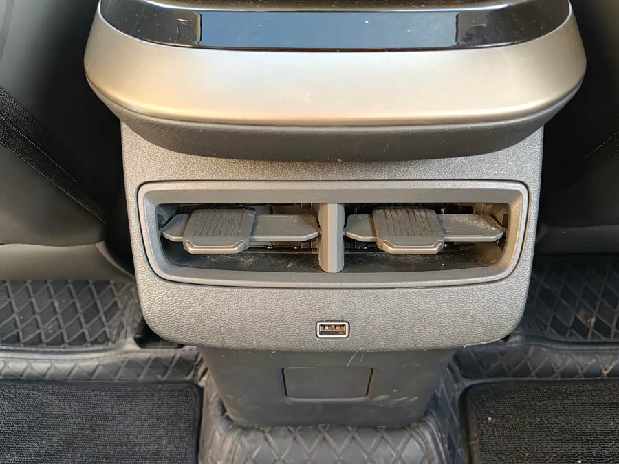 Jetour 2023 immagine di auto #19