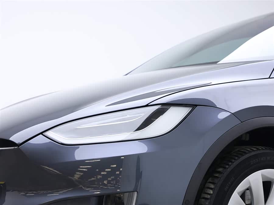 Tesla Model X 2019 immagine di auto #19