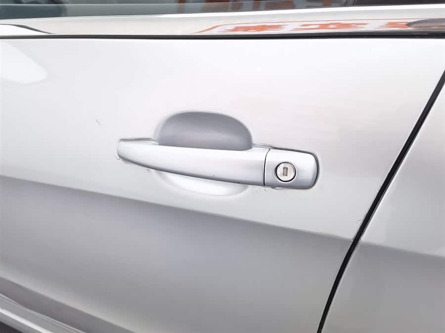 Peugeot 308 2014 car image #19