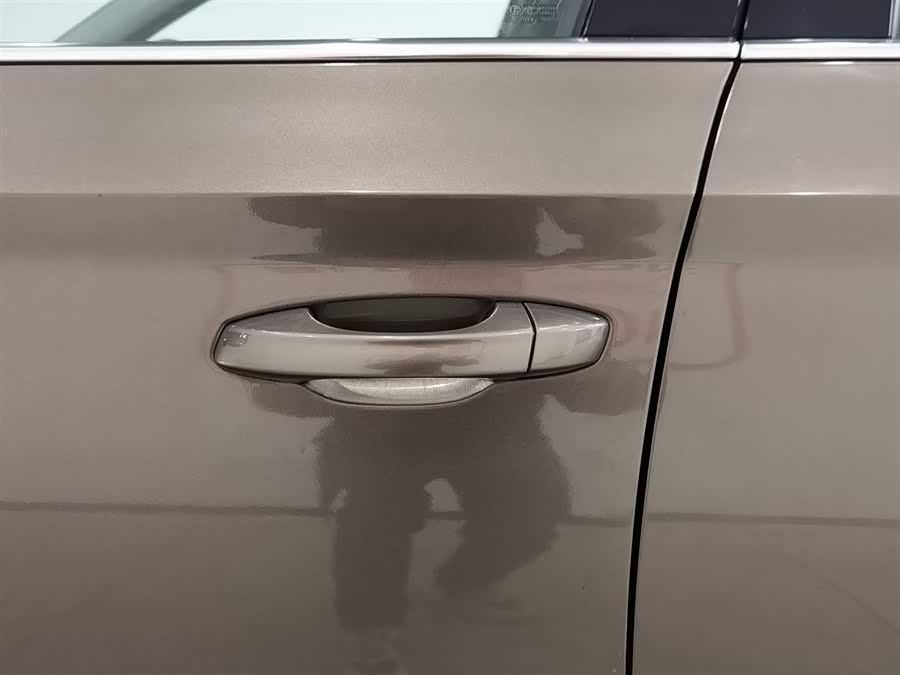 Skoda Superb 2016 car image #19
