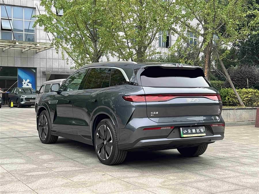 BYD Tang L 2025 immagine di auto #19