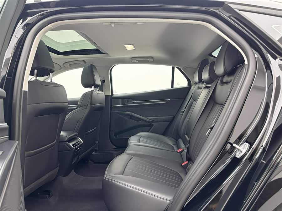 Ford Mondeo 2025 #19 Ford Mondeo 2025 car image #19