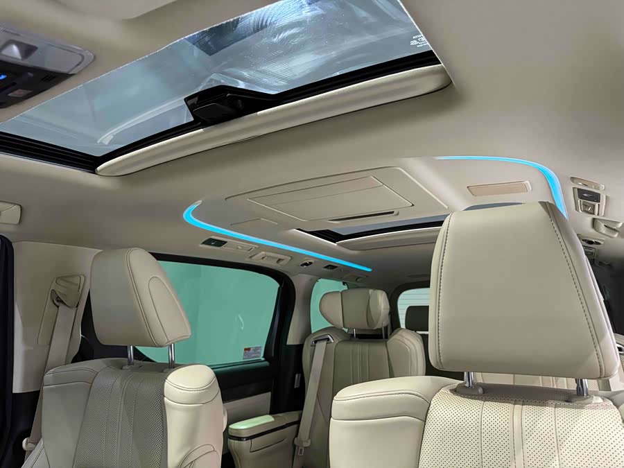 Toyota Alphard 2021 immagine di auto #19