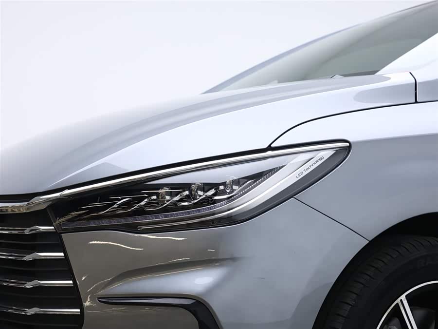 BYD Song MAX New Energy 2023 car image #19