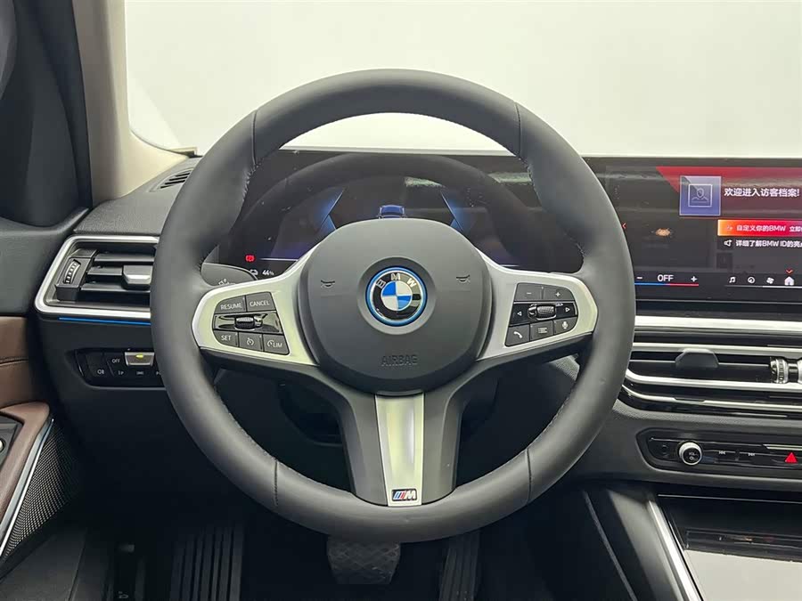 BMW i3 2024 car image #19