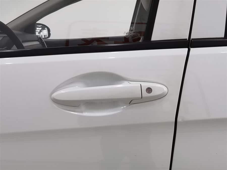 Honda Greiz 2016 صورة سيارة #19