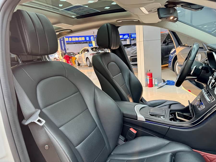 Mercedes-Benz C Class 2020 car image #19