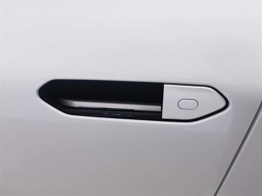 Toyota bZ3 2024 immagine di auto #19