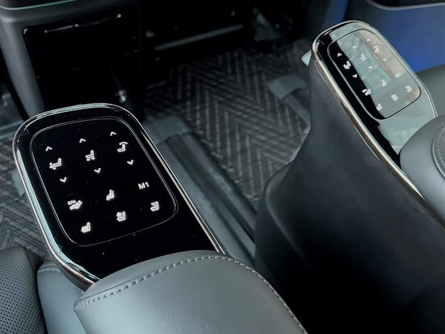 GAC Trumpchi M8 2023 immagine di auto #19