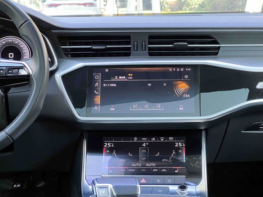 Audi A7 2021 immagine di auto #19