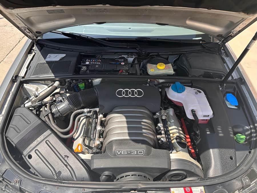 Audi A4 2008 car image #19