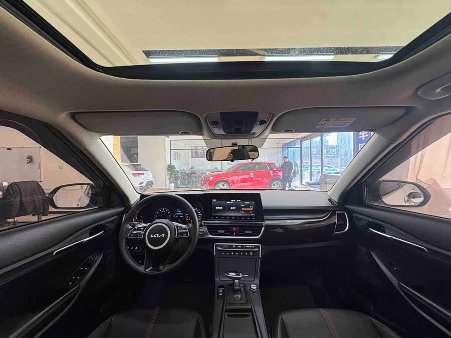 Kia Stonic 2021 image de voiture #19